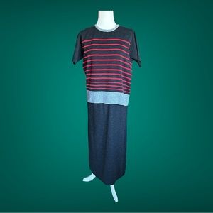 Vintage 2PC Knit Skirt Set -Top Size Petite Med & Maxi‎ Skirt Size Petite Small